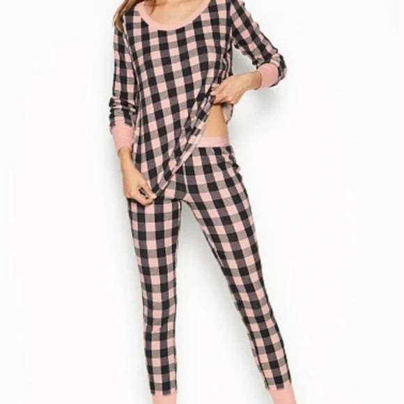 Pajama Set - Picture 4 of 5